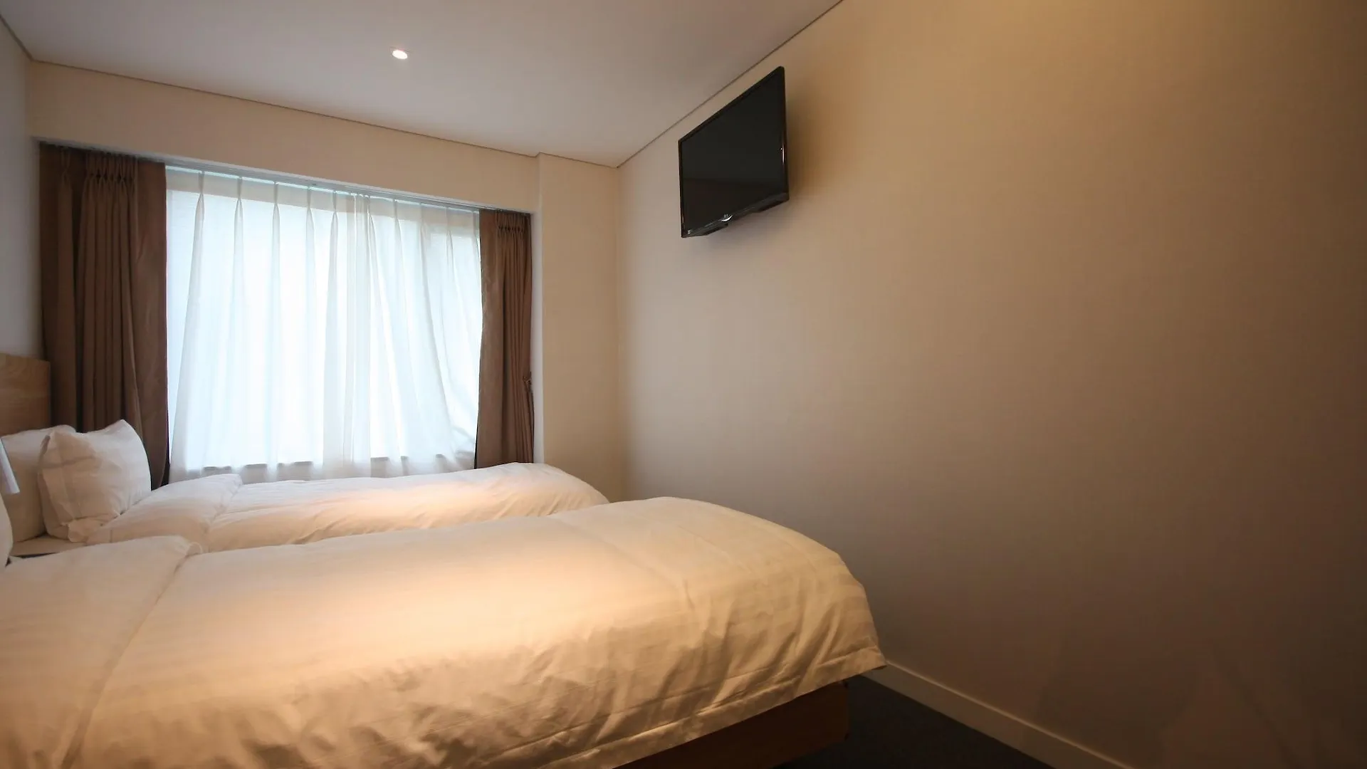 ***  I.T.W Hotel Seoul South Korea