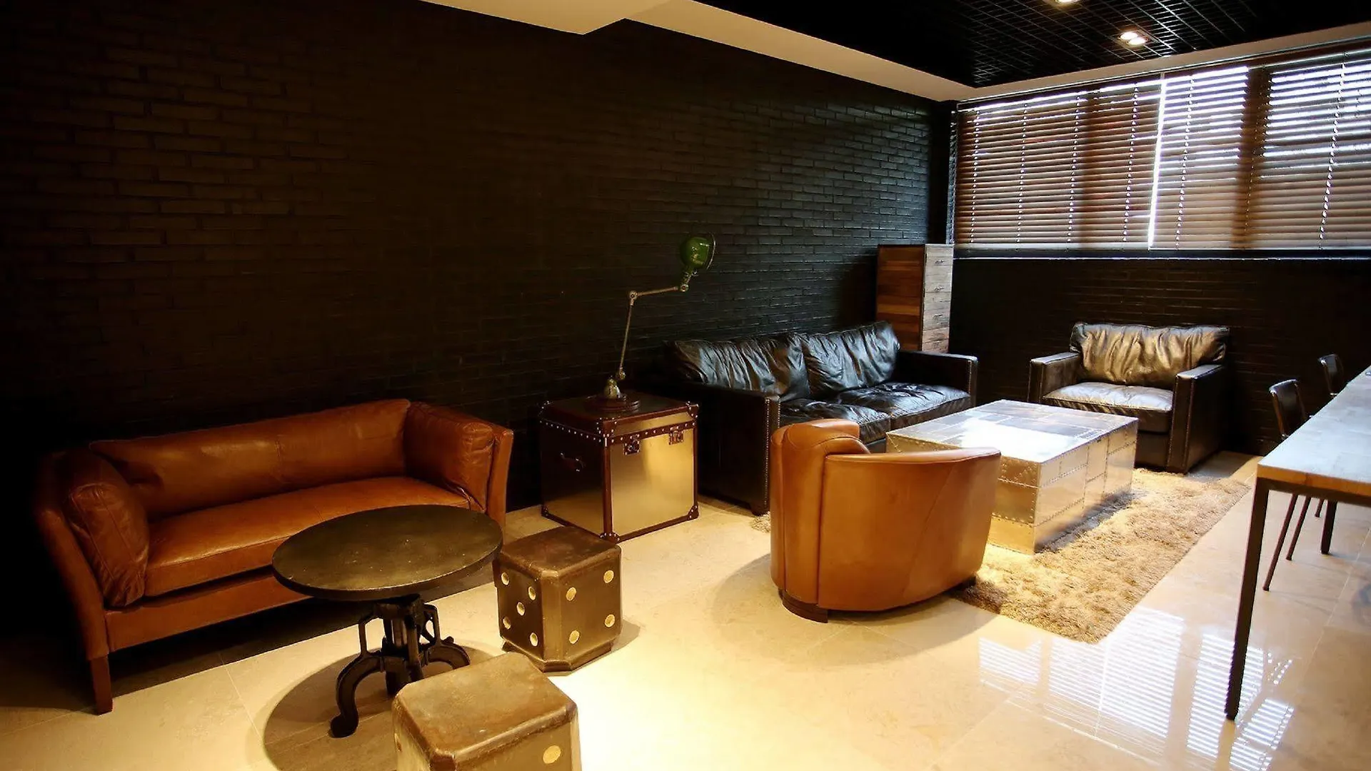 I.T.W Hotel contacts